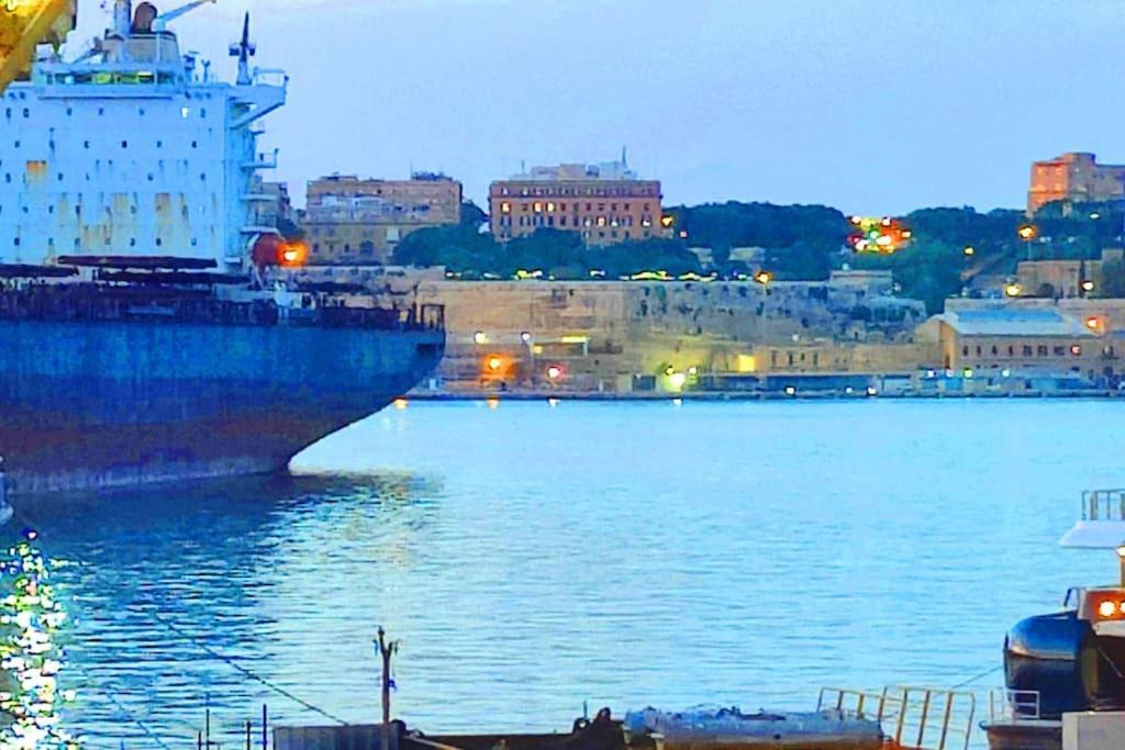 Crew 2 Savynomad Harbour Residences Wow Views Cospicua Dış mekan fotoğraf